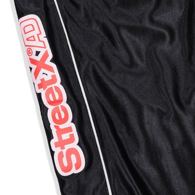 Division Athletica 3/4 Shorts