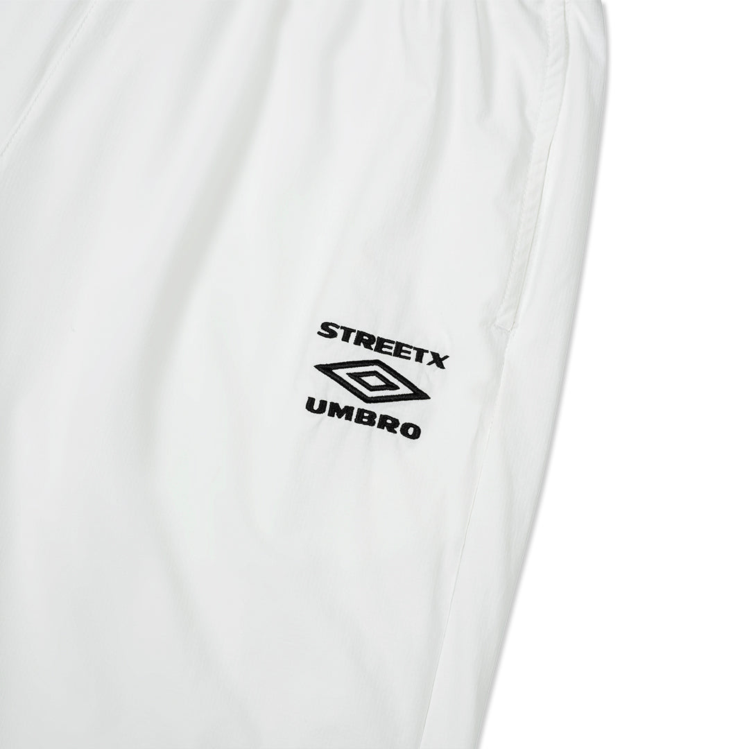 StreetX Umbro 3/4 Shorts (White)